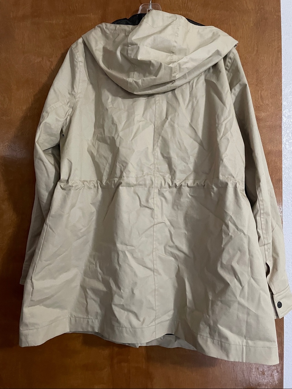 ( New with no tags) Hunter Cream Hooded Coat with Mesh Lining Size XL - Picture 5 of 7